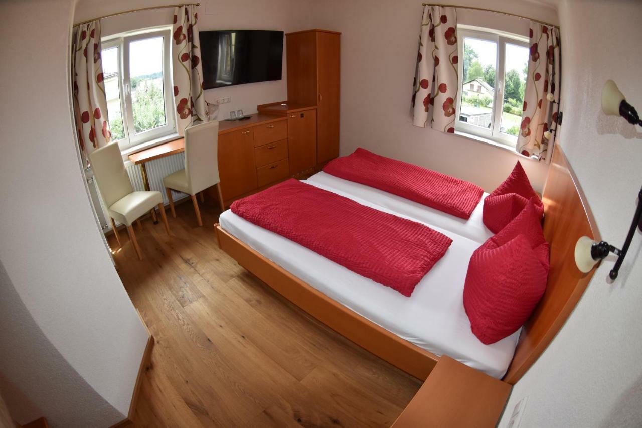 Seebaer Velden Velden am Woerthersee Ngoại thất bức ảnh
