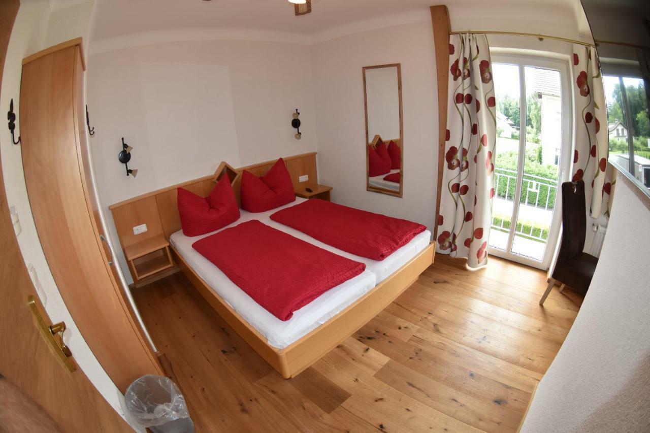 Seebaer Velden Velden am Woerthersee Ngoại thất bức ảnh